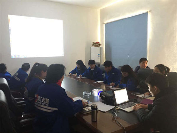 法律知識(shí)講座.jpg 法律知識(shí)講座.jpg