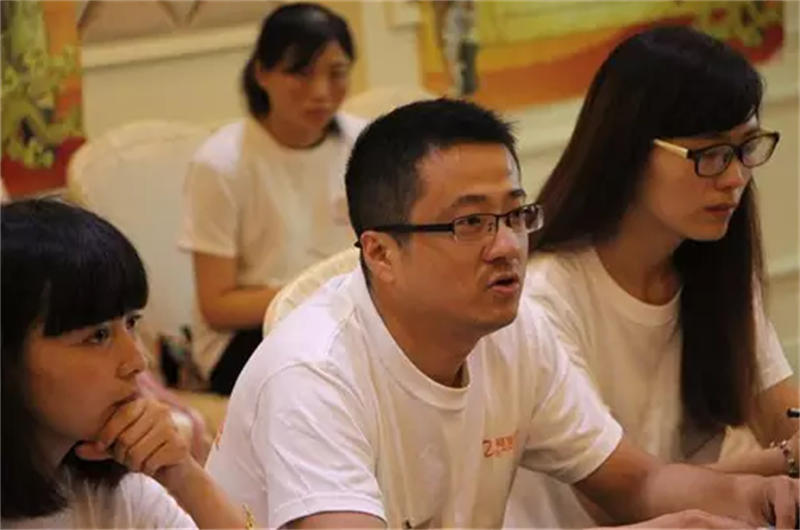 傾聽2.jpg 傾聽2.jpg