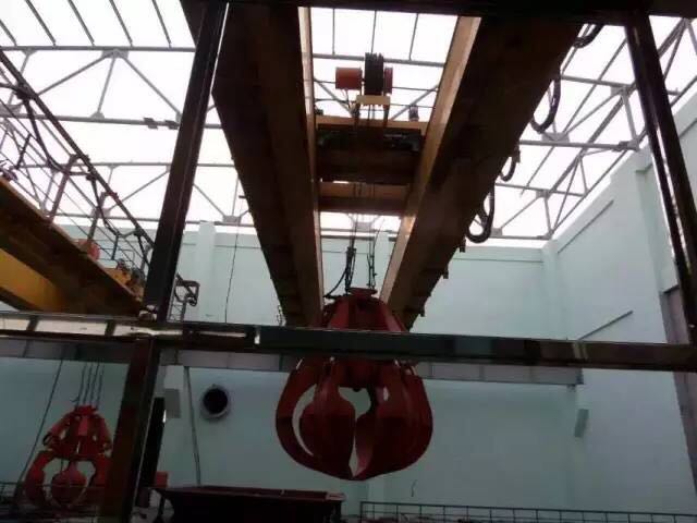 垃圾抓斗起重機 垃圾抓斗起重機