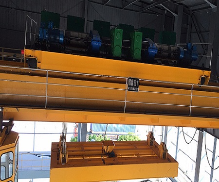 防爆起重機2.jpg 防爆起重機2.jpg